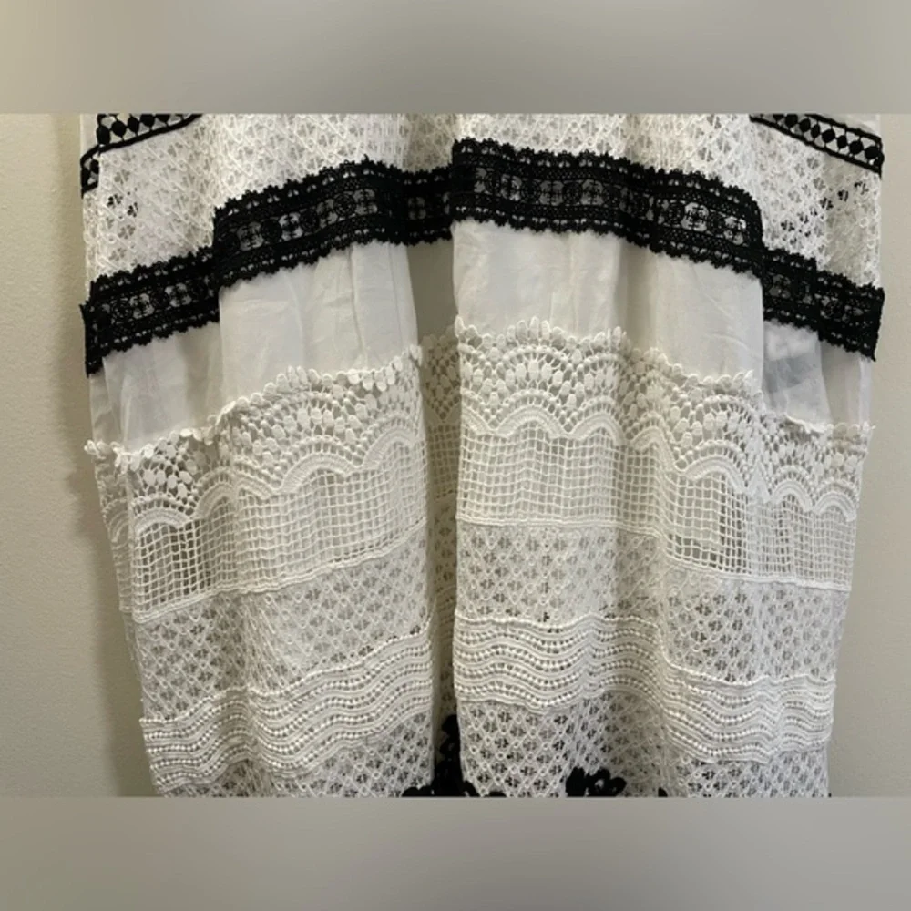 NWT Anthropologie V-Neck Lace Midi Dress in Black and White - XS - Picture 6 of 16